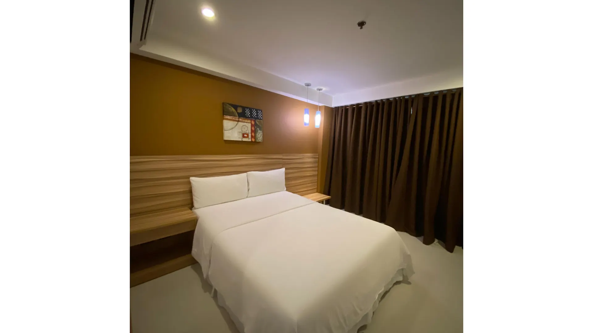 *** Hotel Guijo Suites Makati Makati City Philippines