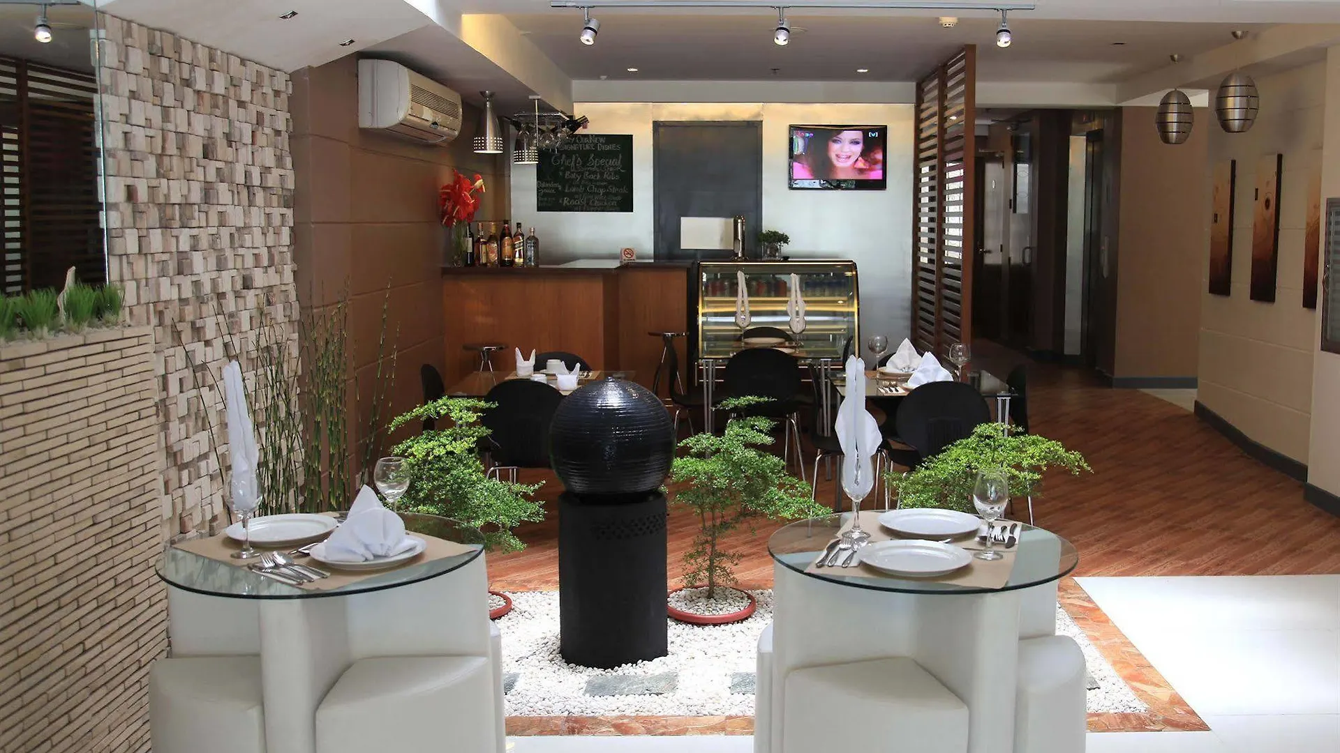 Guijo Suites Makati Makati City Hotel